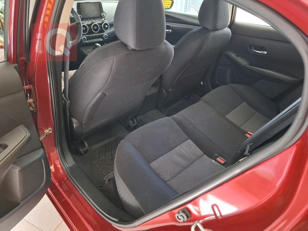 نيسان سنترا